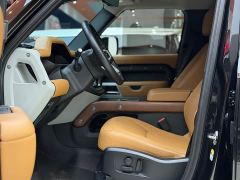 Land Rover Defender 110 3.0T P400 Dark Edition - ფოტო 6