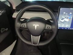 Tesla Model Y Rear-Wheel Drive - ფოტო 10