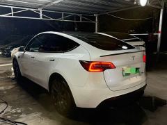 Tesla Model Y Performance All-Wheel Drive - ფოტო 3