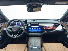 Mercedes-Benz E-Class E 300 L Luxury - photo 11