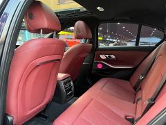 BMW 3 Series 330i M Sport Midnight Edition Package - ფოტო 11
