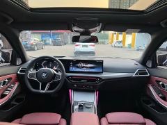 BMW 3 Series 330i M Sport Midnight Edition Package - ფოტო 4