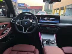 BMW 3 Series 330i M Sport Midnight Edition Package - ფოტო 7