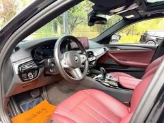 BMW 5 Series 530Li Premier M Sport Package - ფოტო 3