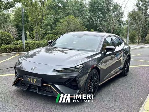 2025 Changan UNI-V Third Generation 2.0T Dynamic Engine Edition - ავტომობილი ჩინეთიდან