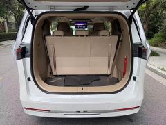 Buick GL8 New Energy Lusang Respect Edition - ფოტო 8