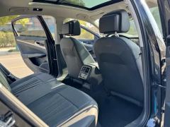 Volkswagen Passat 380TSI Edition - photo 11