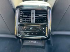 Volkswagen Passat 380TSI Edition - photo 12