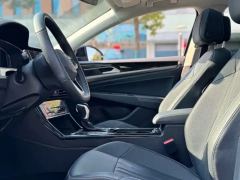 Volkswagen Passat 380TSI Edition - photo 4