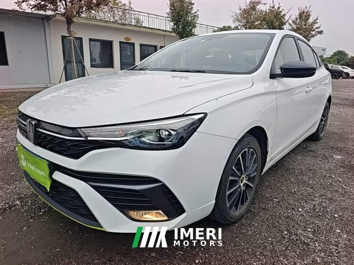 SAIC MG i5 1.5L Manual Diamond Edition - car from China