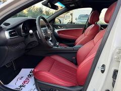 Genesis G70 2.0T Hunt Edition Rear-Wheel Drive Luxury Shooting Brake - photo 13