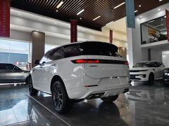 Land Rover Range Rover Sport 400PS Dynamic SE - ფოტო 17