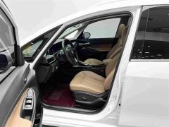 Buick GL6 323T Hybrid Connected Luxury - photo 6