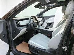Voyah Lantu Zhiyin Long Range Super Charging Edition - photo 4