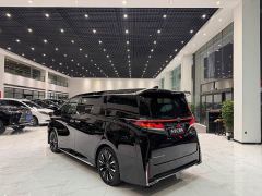 Toyota Vellfire Crown Hybrid 2.5L Executive Premier Edition - photo 13