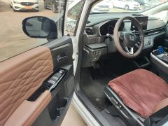 Honda Elysion 2.0L e:HEV Classic Edition - фото 15