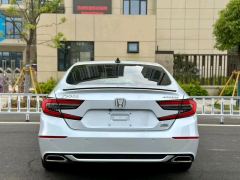 Honda Accord 260TURBO Premium Edition - photo 12