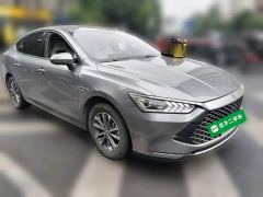 BYD Qin PLUS Glory Edition DM-i 55KM Leading - фото 3