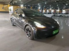 Tesla Model Y Rear-Wheel Drive - photo 3
