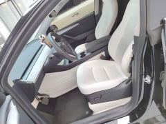 Tesla Model Y Rear-Wheel Drive - ფოტო 14