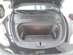Tesla Model Y Rear-Wheel Drive - ფოტო 19