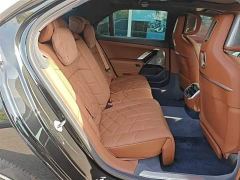 BMW i7 xDrive60L Luxury Package - ფოტო 16