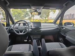 Volkswagen ID.3 Outstanding Edition - ფოტო 11