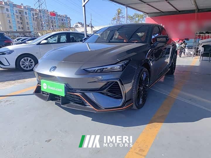Changan UNI-V Third Generation 2.0T Dynamic Engine Edition - ავტომობილი ჩინეთიდან