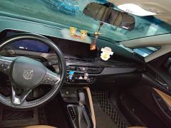 Buick GL6 323T Hybrid Connected Luxury - ფოტო 13