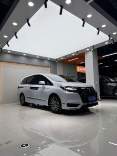 Honda Elysion e:HEV 2.0L Luxury Edition - photo 3