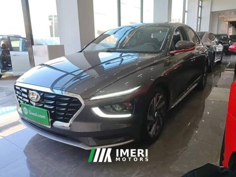 2022 Hyundai Mistra 1.8L CVT LUX Luxury Edition - автомобиль из Китая