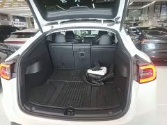 Tesla Model Y Rear-Wheel Drive - ფოტო 18