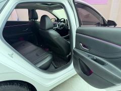 Hyundai Elantra 1.5L CVT Luxury - photo 20