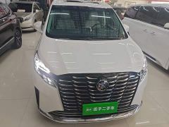 Buick GL8 ES Luxe Comfort - ფოტო 2