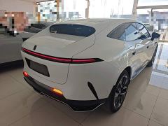 Avatr 11 Long Range Dual Motor Luxury 5-Seater - photo 6