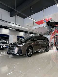 Buick GL8 Land Business Class 652T Luxury Welfare Edition 7-seater - фото 1