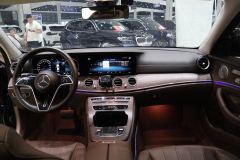 Mercedes-Benz E-Class E 300 L Luxury - ფოტო 9