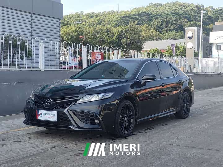 Toyota Camry 2.0S Knight Edition