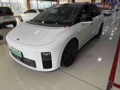 Li Auto i6 Two-wheel drive standard version - ფოტო 2