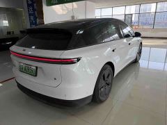 Li Auto i6 Two-wheel drive standard version - ფოტო 5