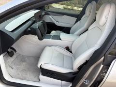Tesla Model Y L Long Range All-Wheel Drive - фото 2