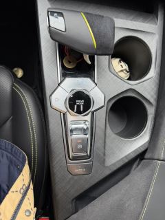 Changan UNI-V 1.5T Sport Edition - ფოტო 9
