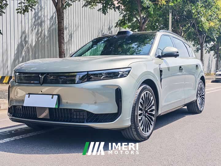 Voyah Lantu FREE AWD Qiankun Edition - автомобиль из Китая