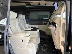 Toyota Alphard Hybrid 2.5L Premium Edition - photo 14
