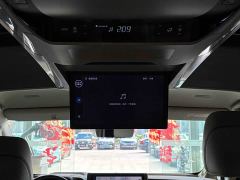 Toyota Alphard Hybrid 2.5L Premium Edition - photo 17