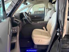 Toyota Alphard Hybrid 2.5L Premium Edition - photo 9