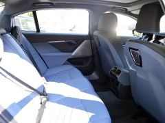 BMW i5 eDrive 35L Premium M Sport Package - фото 11