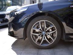 BMW i5 eDrive 35L Premium M Sport Package - фото 12