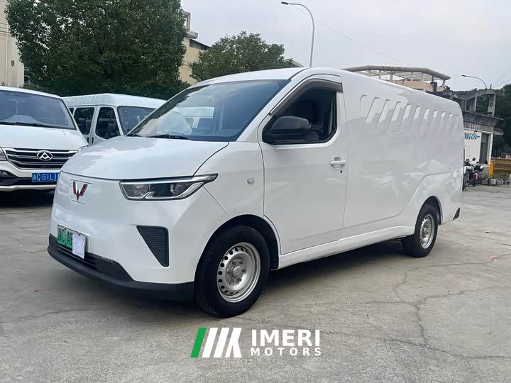 Wuling Yangguang 300km Practical Sealed Window Version 75kW - car from China