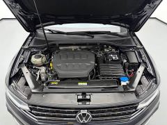 Volkswagen Magotan 2 Million Units Celebration Edition 330TSI DSG Luxury - фото 12